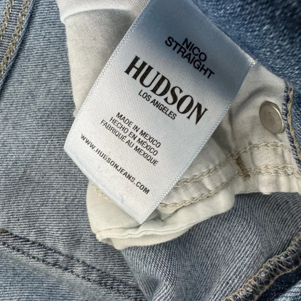 Hudson Nico Straight Jeans - size 30 - Picture 7 of 7